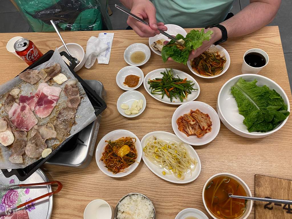 go clubbing in gangnam